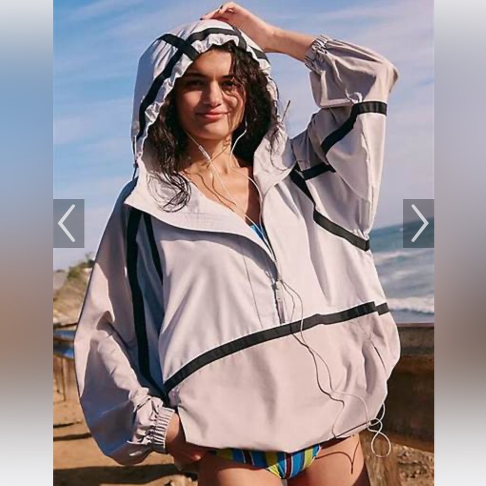 Free People Movement Care FP Run Like The Wind Jacket Windbreaker Gray XS NWOT